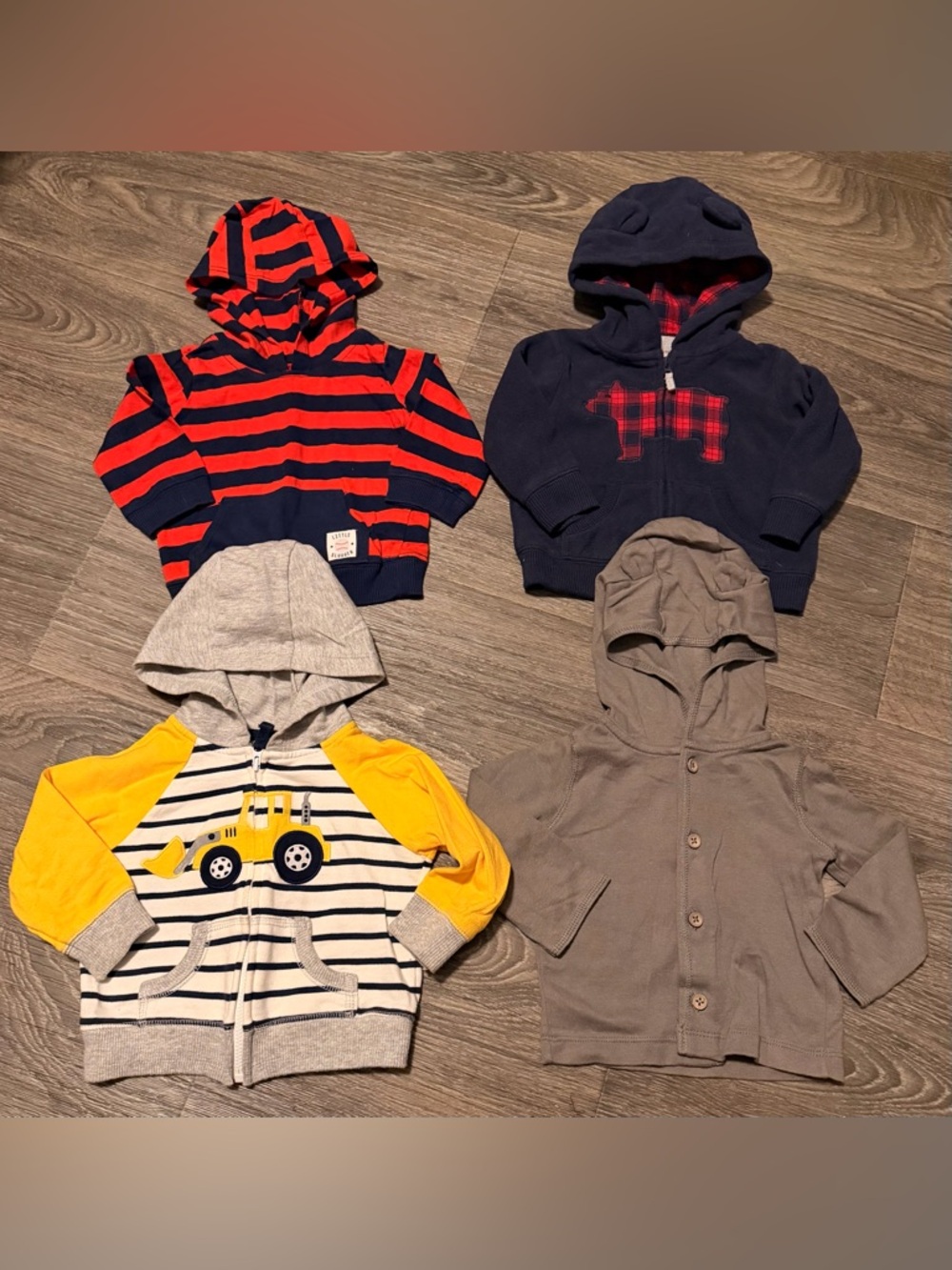 Set of 4-Kids Hooded Pullover sweaters